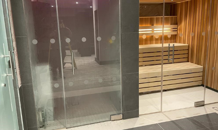 illuminated mirror